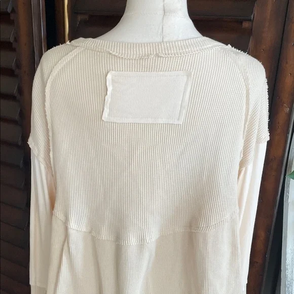 POL Mixed Media Cream V-Neck Button Detail Women's Top Blouse Small - Picture 7 of 9